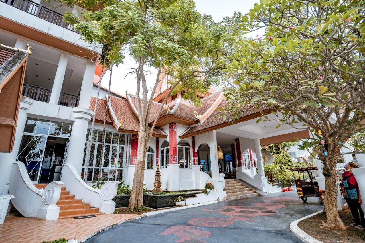 Lanna Hotel By Kasalong Resort And Spa Pattaya Exterior photo
