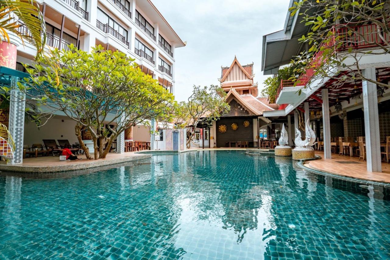 Lanna Hotel By Kasalong Resort And Spa Pattaya Exterior photo